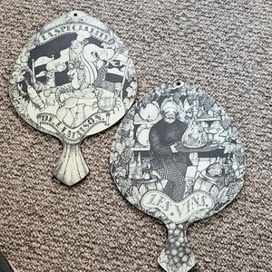 Unique vintage serve boards set of 2